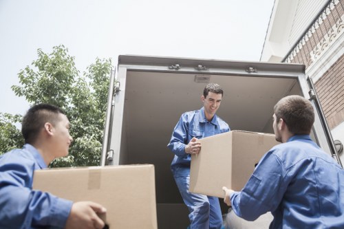 Man and van service for practical moves in Sipson